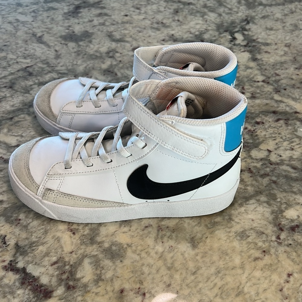 EUC Nike high tops